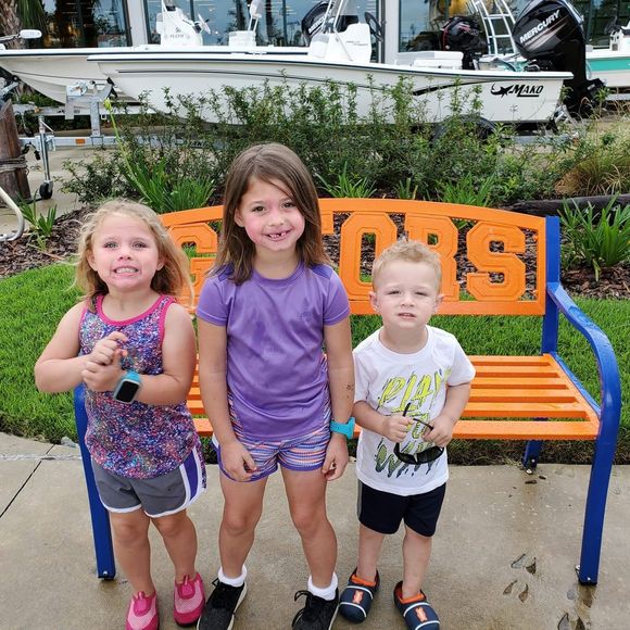 Meet your Posher, Chris - Picture 1 of 1